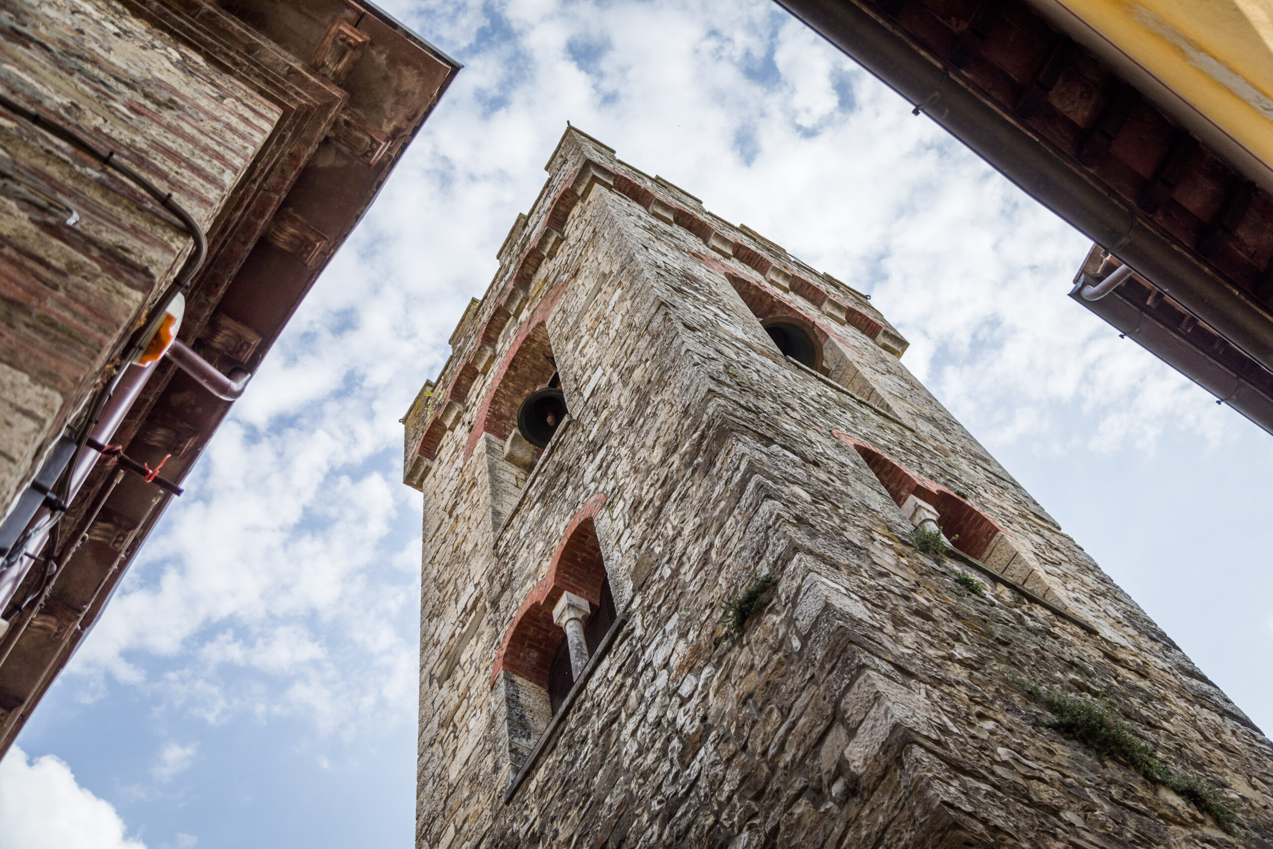 torre medievale toscana